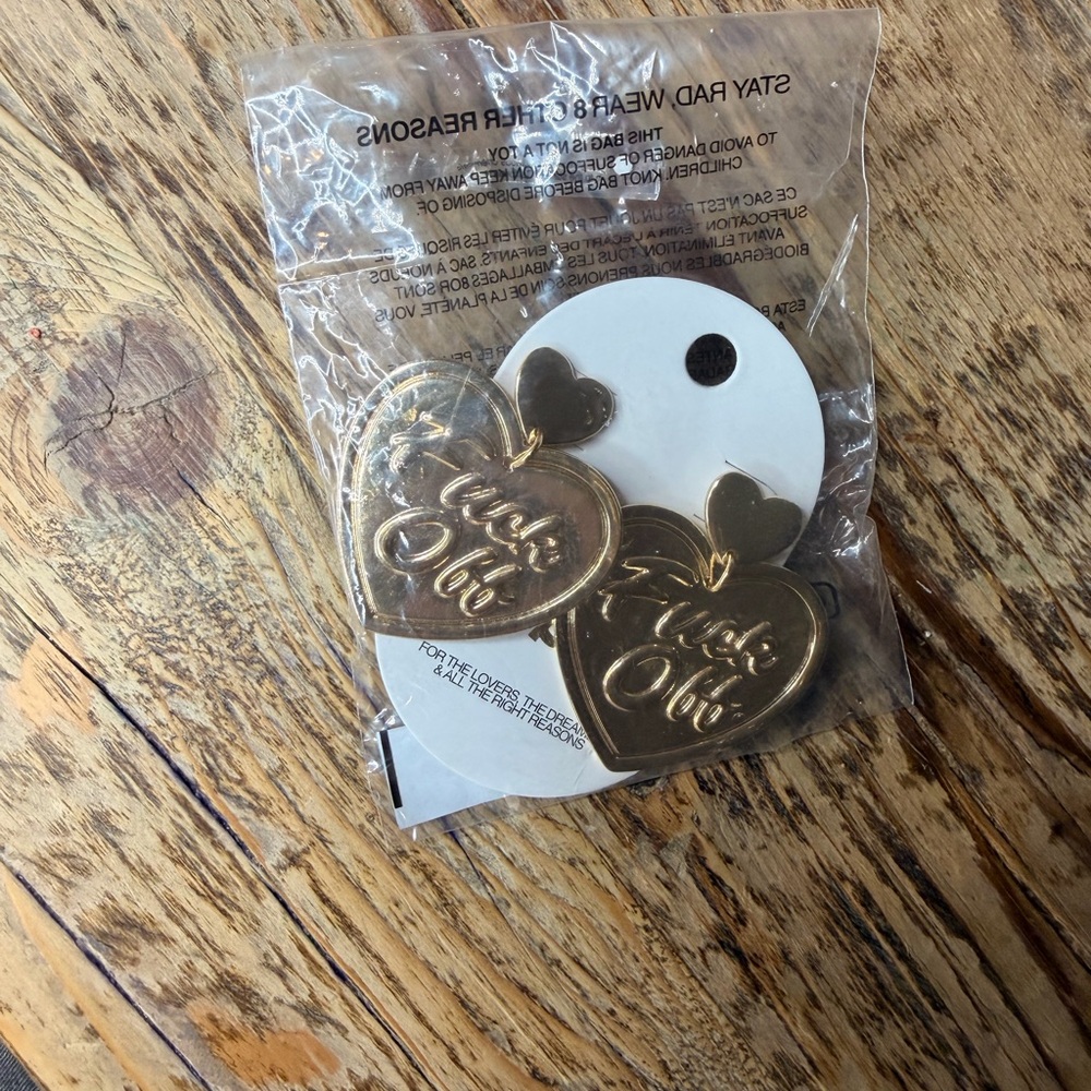 8 Other Reasons Gold Heart Earrings - Picture 4 of 4